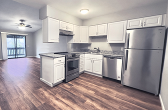 Building Photo - 1630 Summergate Pkwy