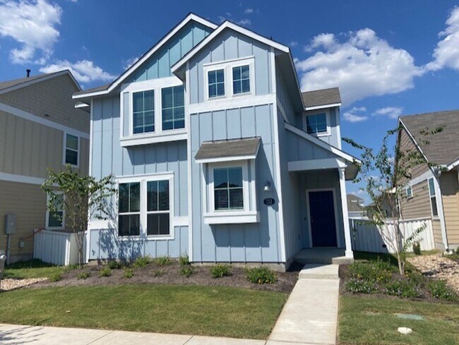 Primary Photo - Brand New 4 Bed 2.5 Bath House with Large ...
