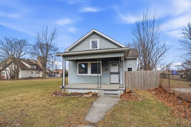 Building Photo - Stylish 2BR with Modern Upgrades