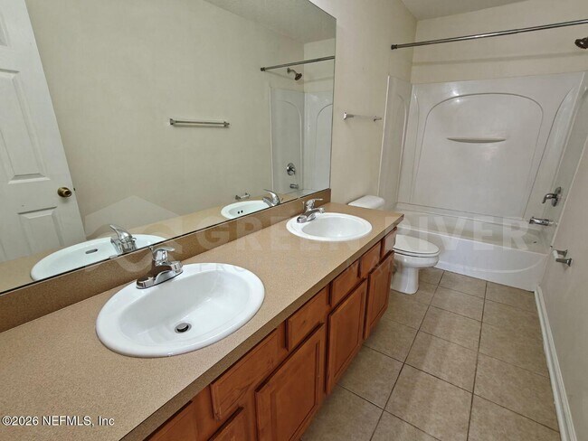 Building Photo - 1500 Calming Water Dr