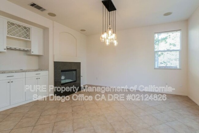 Building Photo - 5568 Foxtail Loop