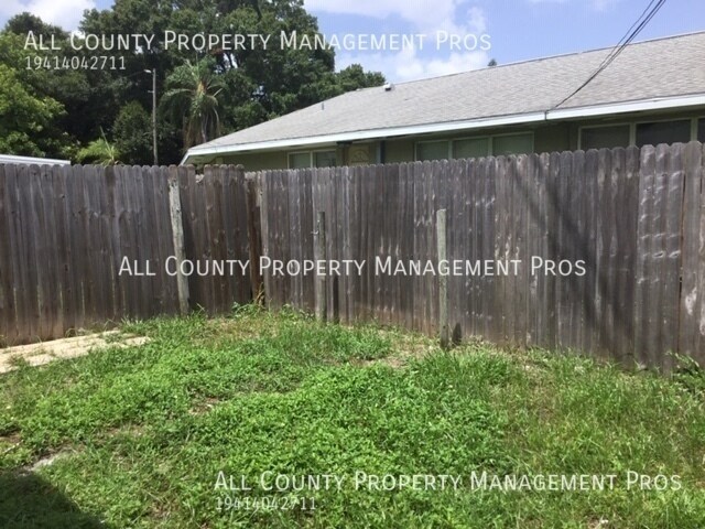 Building Photo - 614 20th Ave W