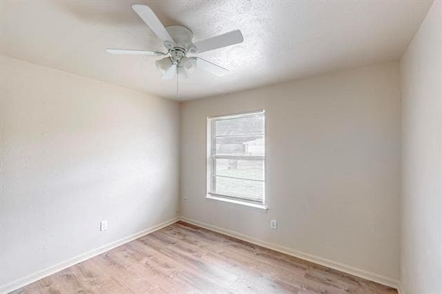 Building Photo - 1538 Oakbrook St