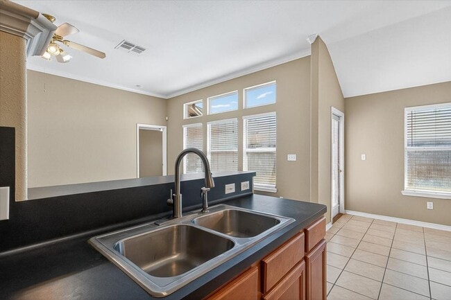 Building Photo - 5933 Brightwood Dr