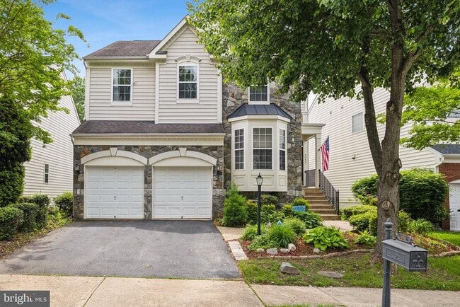 Building Photo - 4843 Montega Dr
