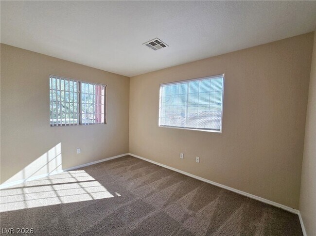 Building Photo - 4730 E Craig Rd