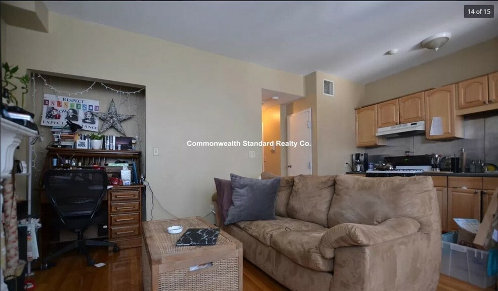 Building Photo - 17 Highgate St