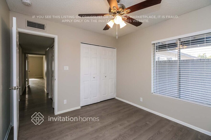 Building Photo - 549 W Pampa Ave