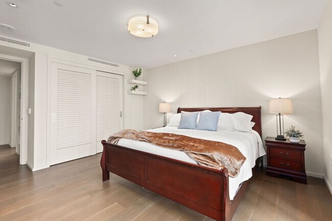 Building Photo - Park Lane Getaway by Gather: 2BR Oceanview...
