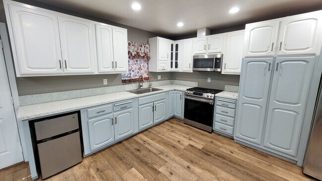 Building Photo - j13531