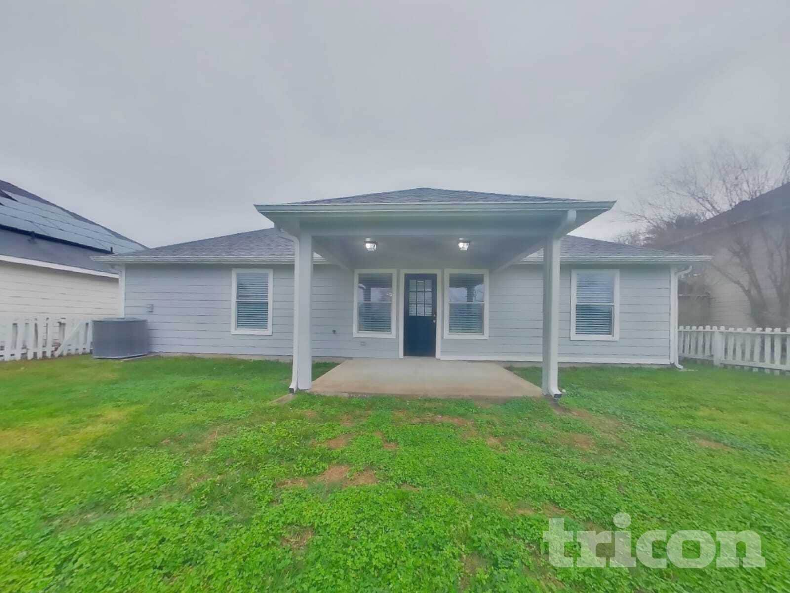 Building Photo - 5008 Asia Ln