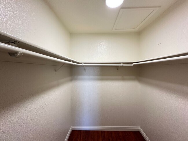 Building Photo - SILVERADO VILLAS