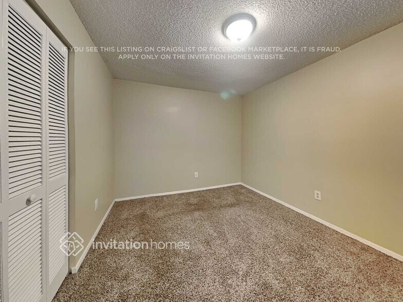 Building Photo - 11830 Hickorynut Dr