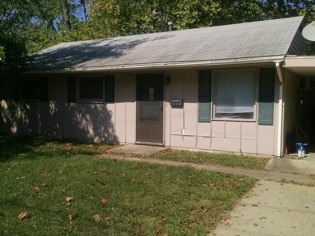 Primary Photo - 1208 W Bradley Ave