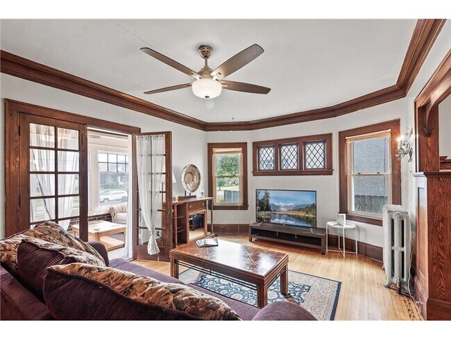 Building Photo - 3620 Lyndale Ave S