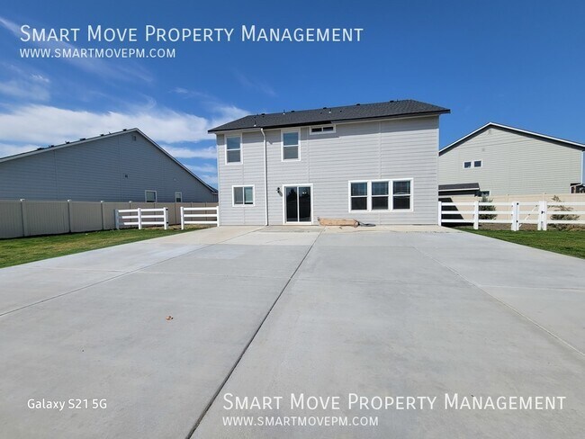 Building Photo - 6322 N Seacliff Ave