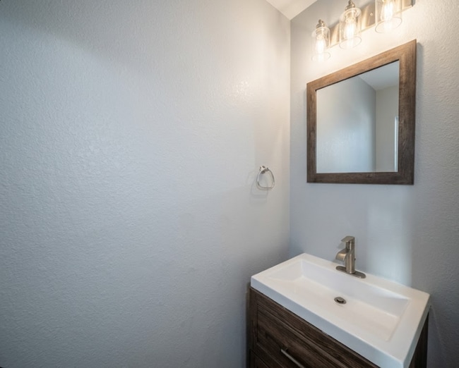 Building Photo - AVAILABLE NOW; APPLY AT OUR WEBSITE TODAY!!