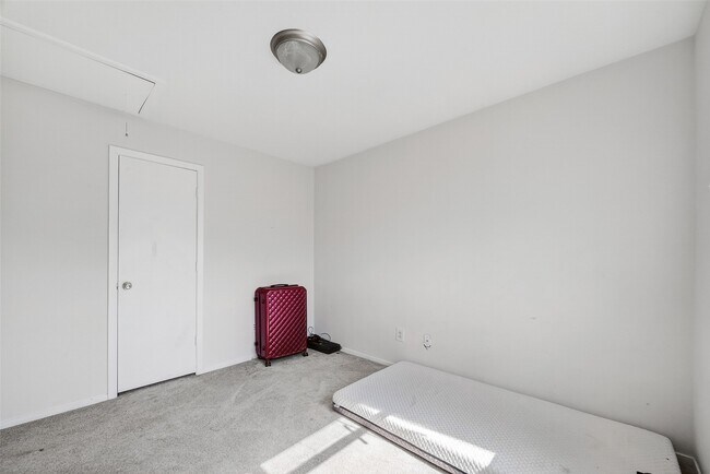 Building Photo - 20638 Patriot Park Ln