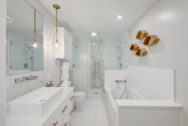 Building Photo - 9667 Timberleaf Dr