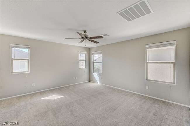 Building Photo - 10679 Country Knoll Way