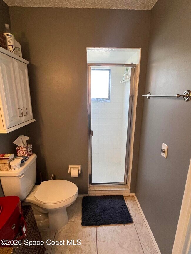 Building Photo - 190 Seawind Dr