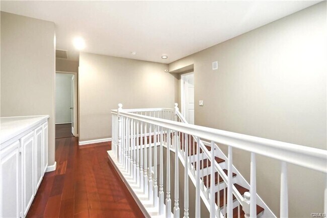 Building Photo - 29056 Barcelona Ct