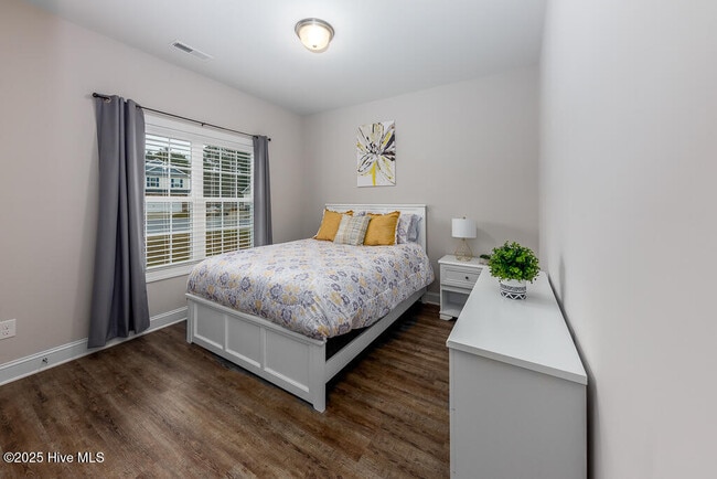 Building Photo - 1136 Amberjack Ct