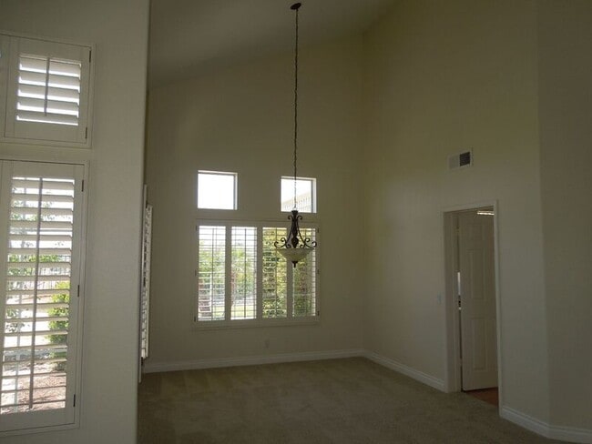Building Photo - 32084 Pso Parallon