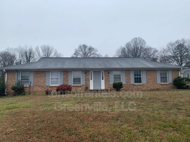 Primary Photo - 184 Hidden Hill Rd