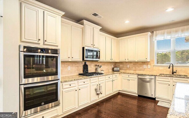 Building Photo - 3217 Bowlin Dr