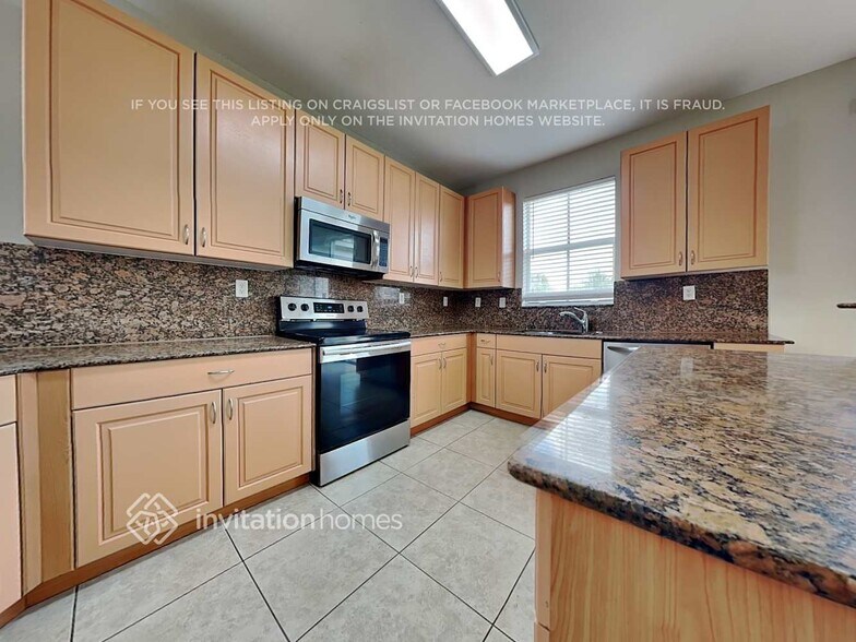 Building Photo - 11762 SW 152nd Path