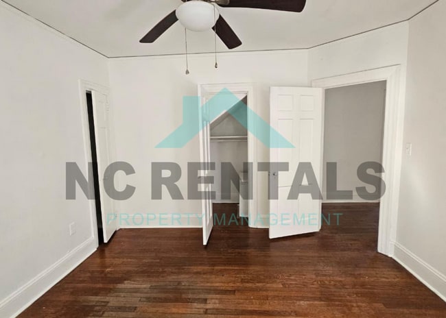 Building Photo - 1006 Panola St