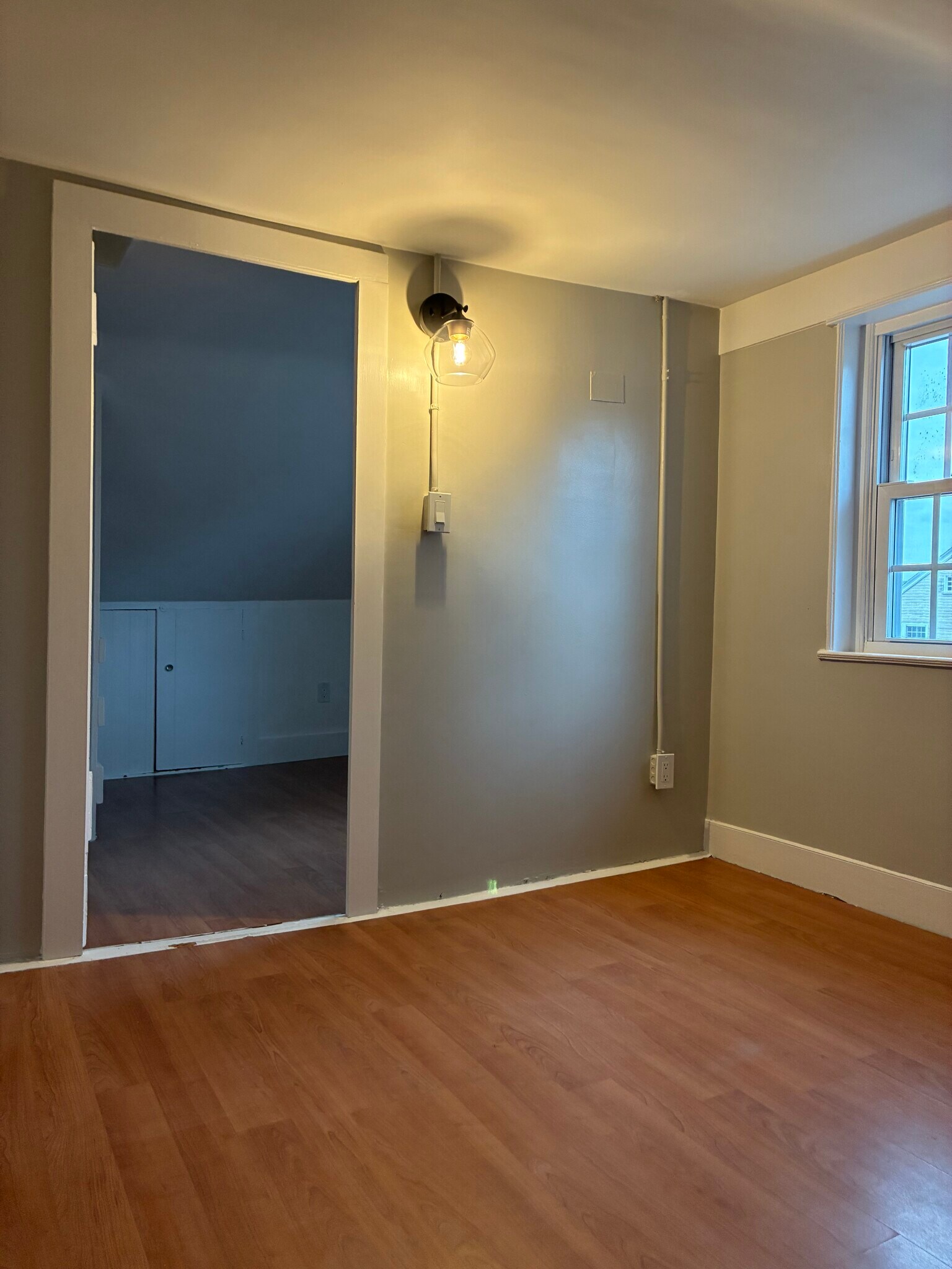 Office - 142 Main St