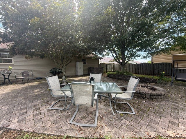 Building Photo - 1740 Country Meadows Dr