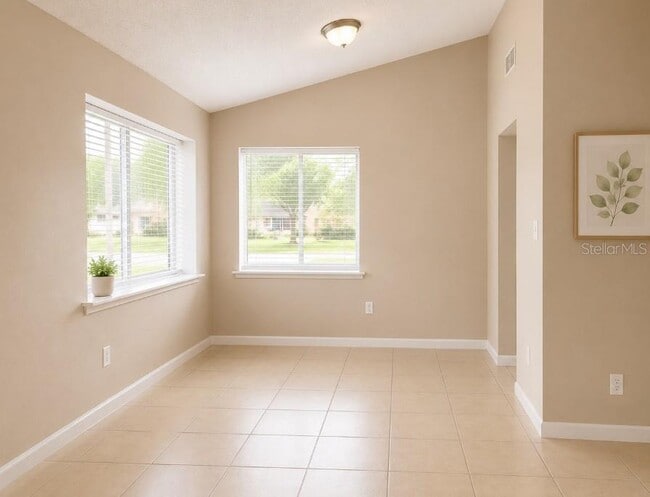 Building Photo - 1152 Old S Dr