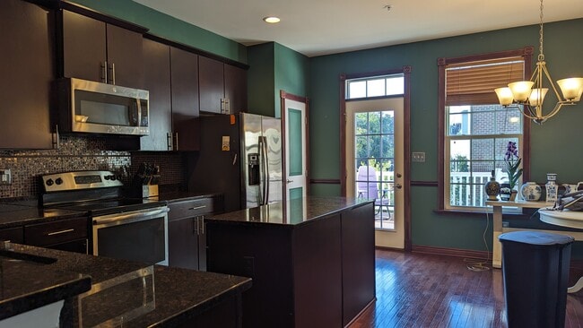 Building Photo - 4500 Fait Ave