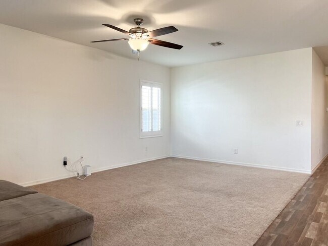 Building Photo - 4590 W Foldwing Dr