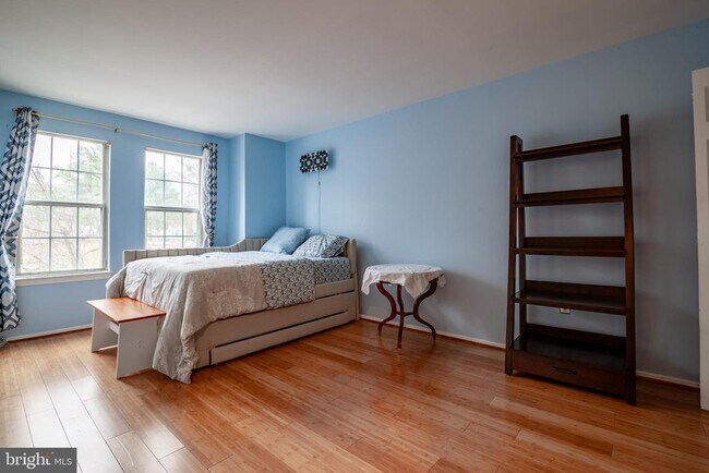 Building Photo - 14624 Monmouth Dr