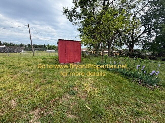 Building Photo - Single Home