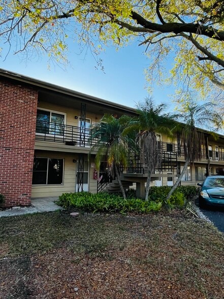 Building Photo - 1257 Drew St