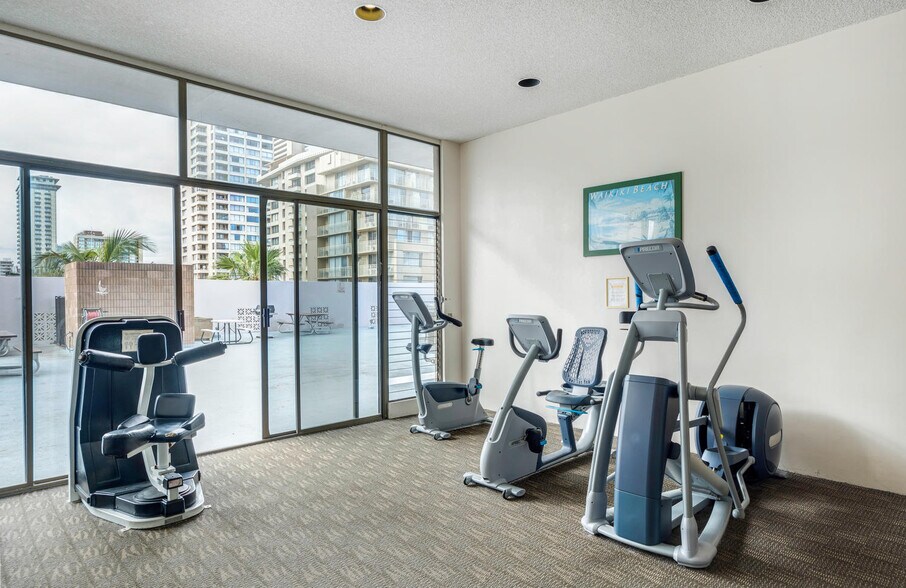 Royal Kuhio Amenities (Fitness) - 2240 Kuhio Ave