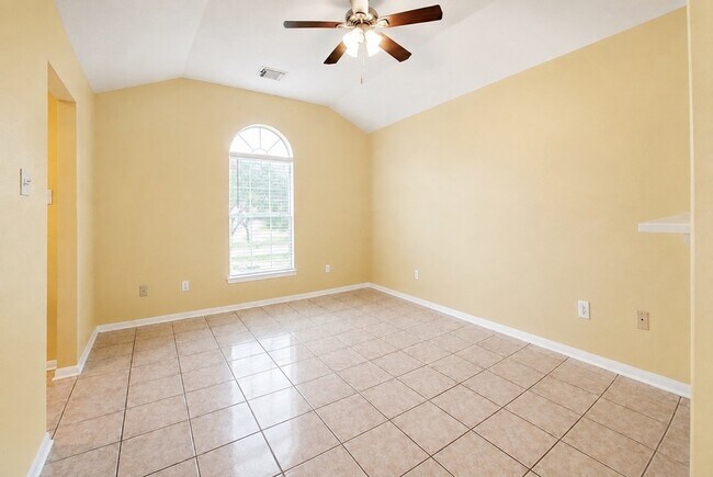 Building Photo - 24106 Broken Bow Ln
