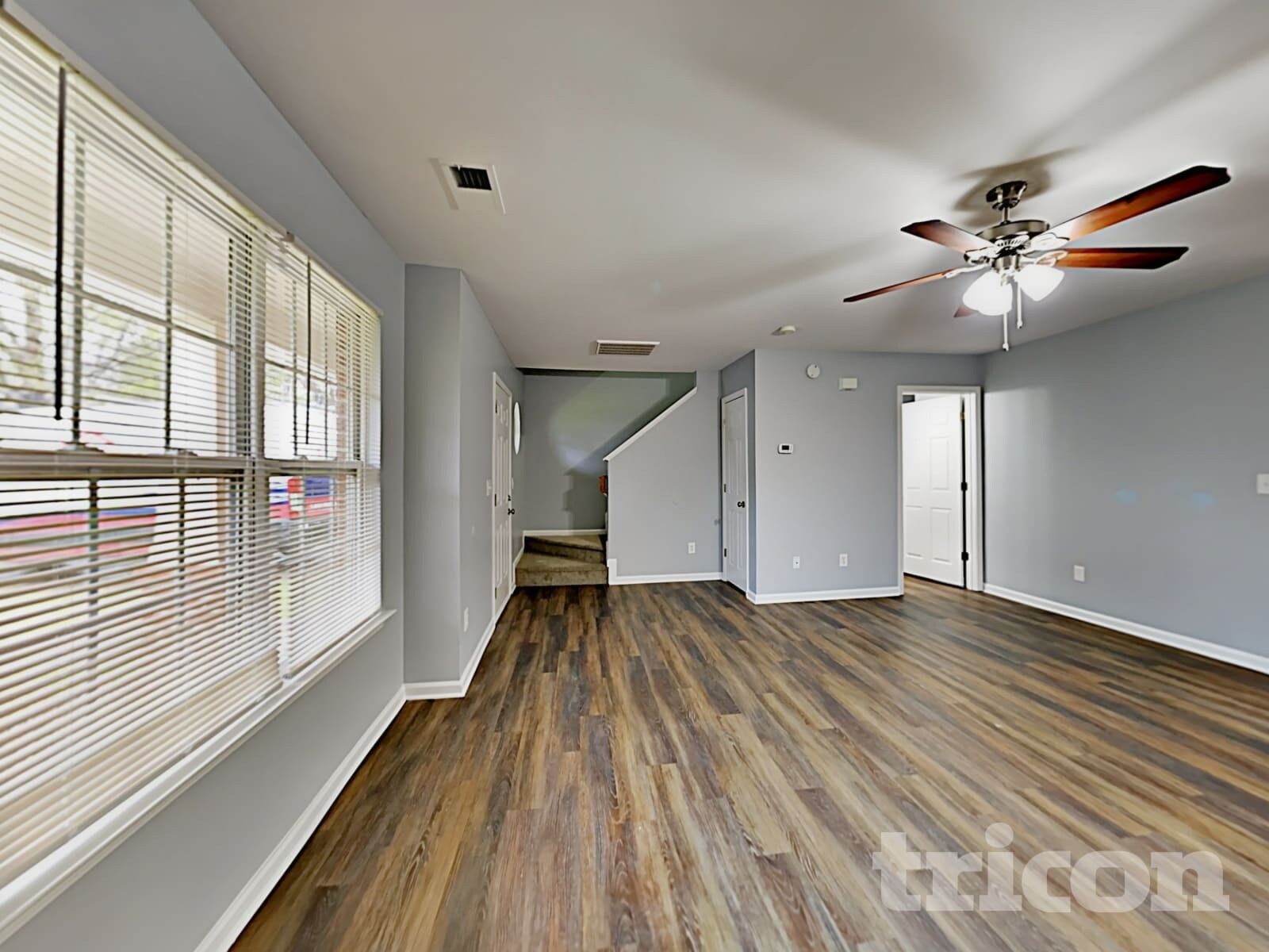 Building Photo - 1204 Thompson Ave