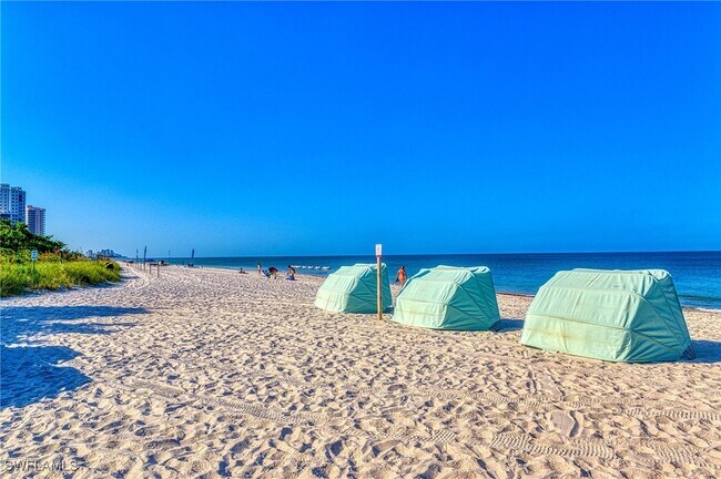 Primary Photo - 559 Beachwalk Cir