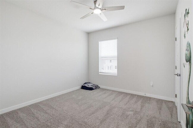 Building Photo - 18114 Wheathouse Pl