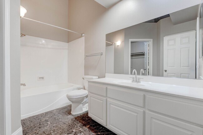 Building Photo - 10001 Crimson Palisades Pl