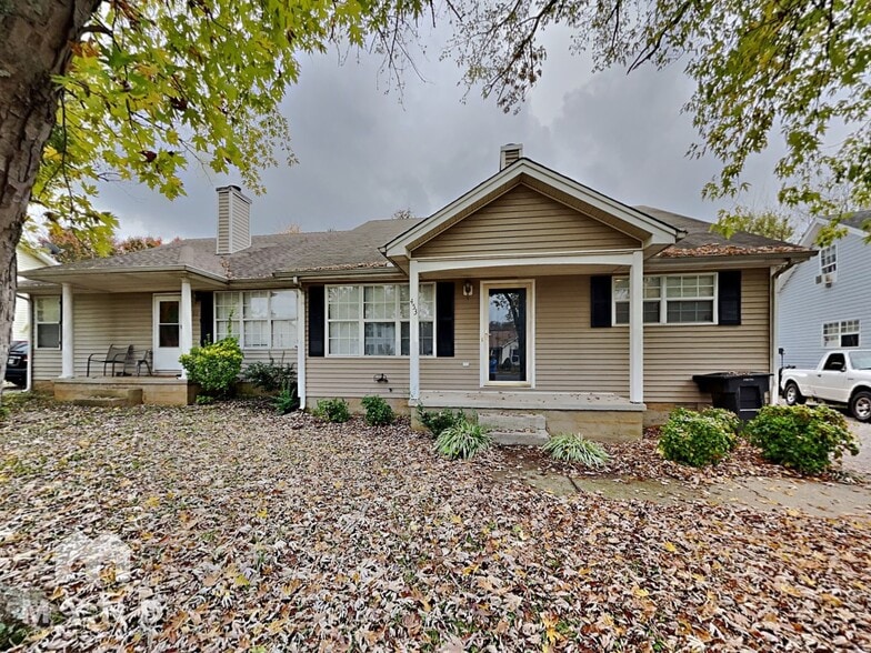 Primary Photo - 453 Westgate Blvd