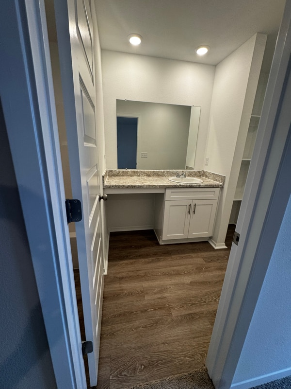 Building Photo - 6813 SW Dignity Ave