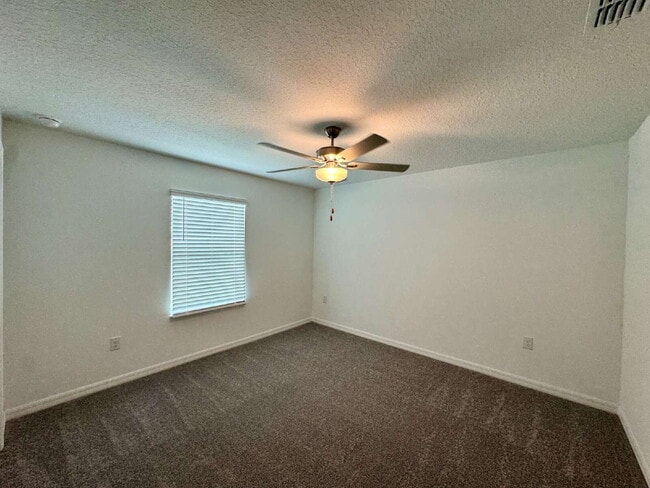 Building Photo - 10347 Honey Hammock Wy