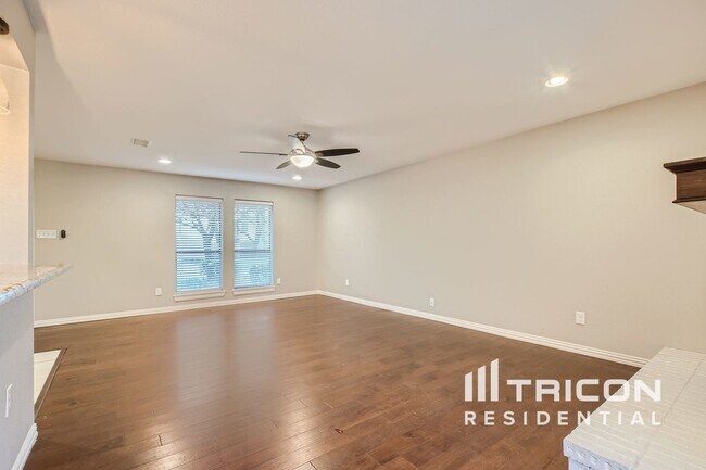 Building Photo - 5130 Gallahad Dr